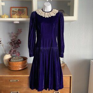 Vtg 80’s S.G. Gilbert Purple Velvet Drop Waist Dress Lace Collar Victorian 5/6 S